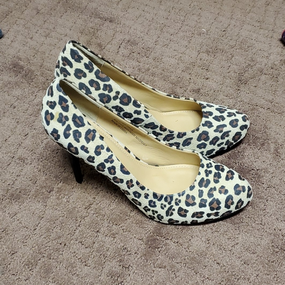Leopard heels